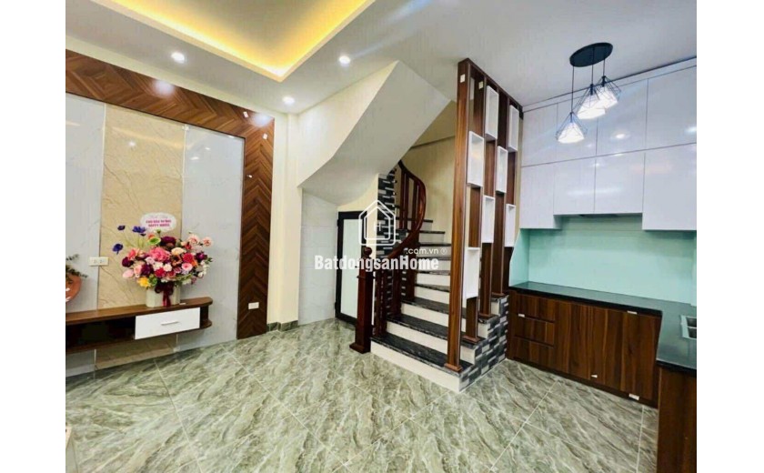 NHÀ ĐẸP HOÀNG MAI - 5 TẦNG - XÂY MỚI - GẦN Ô TÔ - 36M NHỈNH 6 TỶ